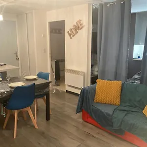 Le  studio Sur La Neste  Dans Le Centre D’arreau Appartement Arreau